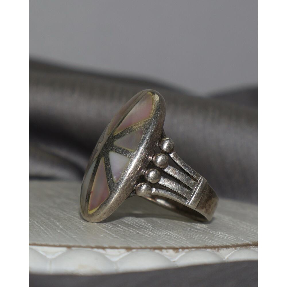 Vintage Sterling Silver Mother Of Pearl Ring 9.3G Sz 8 - Picture 3 of 4